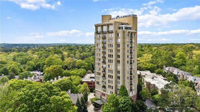 2626 Peachtree Road NW 1104, Atlanta, GA 30305