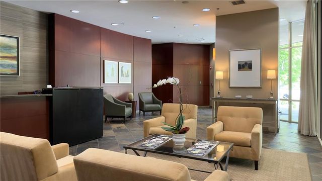 2626 Peachtree Road NW 1104, Atlanta, GA 30305