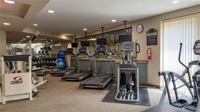 2626 Peachtree Road NW 1104, Atlanta, GA 30305