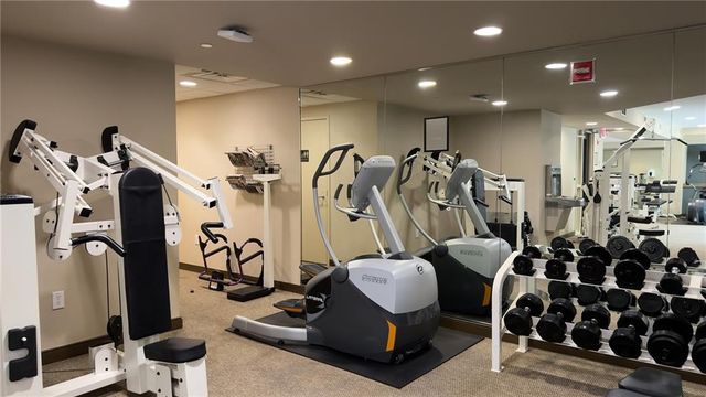 2626 Peachtree Road NW 1104, Atlanta, GA 30305