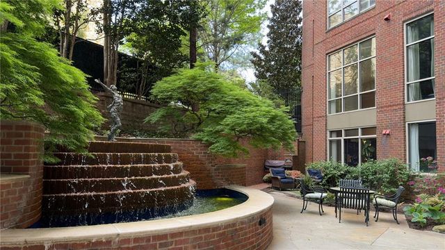 2626 Peachtree Road NW 1104, Atlanta, GA 30305