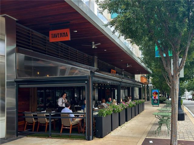 2626 Peachtree Road NW 1104, Atlanta, GA 30305