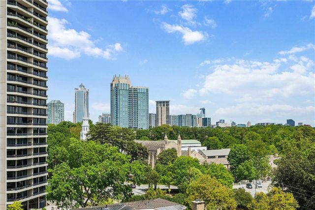 2626 Peachtree Road NW 1104, Atlanta, GA 30305