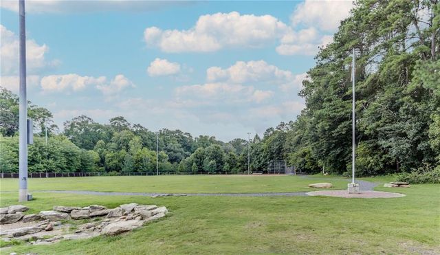 2626 Peachtree Road NW 1104, Atlanta, GA 30305