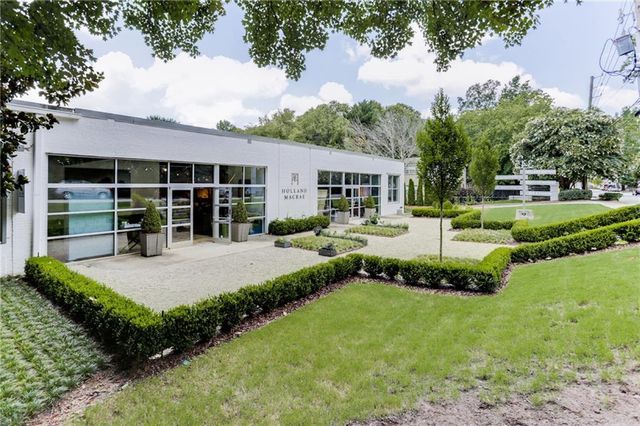 2626 Peachtree Road NW 1104, Atlanta, GA 30305