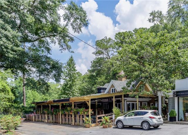 2626 Peachtree Road NW 1104, Atlanta, GA 30305