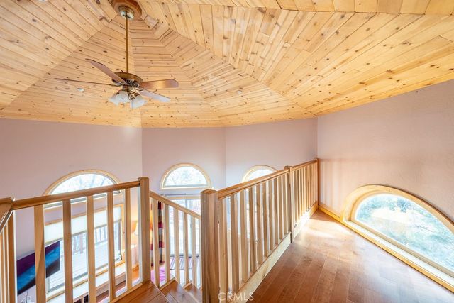 272 Manzanita Drive, Green Valley Lake, CA 92341