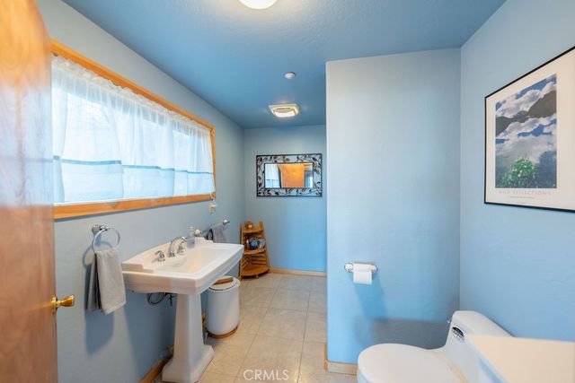 272 Manzanita Drive, Green Valley Lake, CA 92341