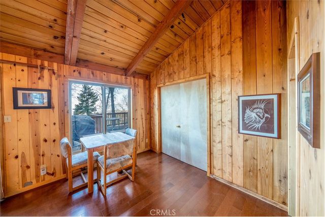 272 Manzanita Drive, Green Valley Lake, CA 92341