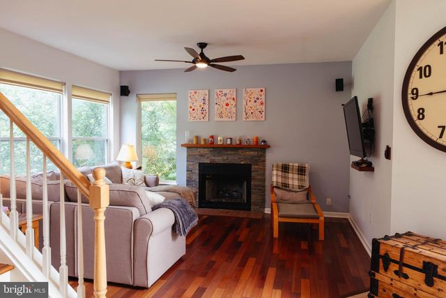 114 APPLE CROSS RD, Harpers Ferry, WV 25425