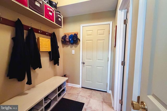 114 APPLE CROSS RD, Harpers Ferry, WV 25425