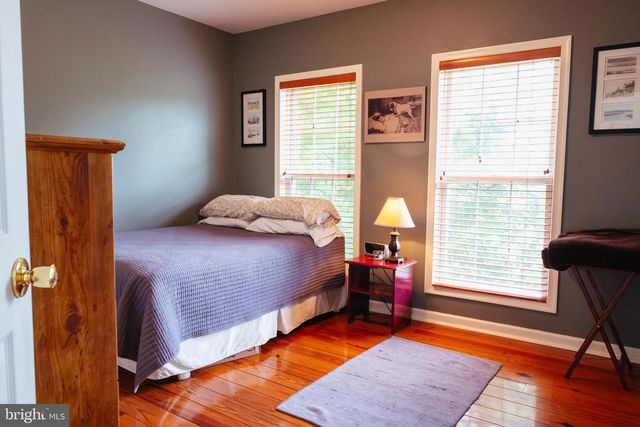 114 APPLE CROSS RD, Harpers Ferry, WV 25425