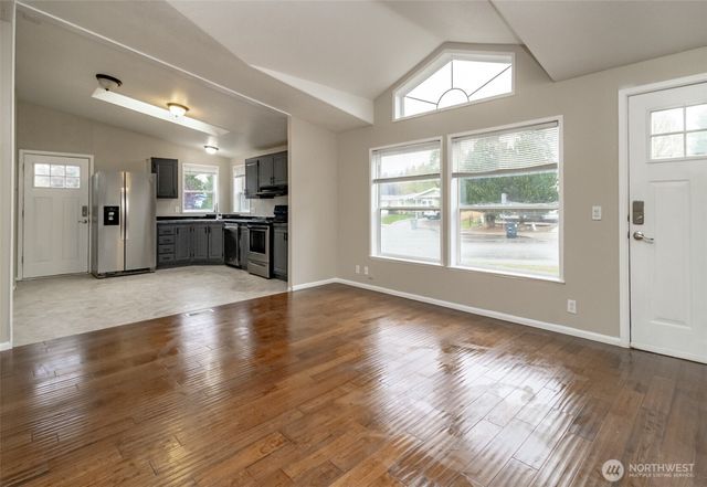 4333 Lakeview Ct SE, Lacey, WA 98503