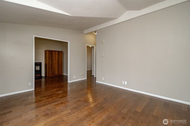 4333 Lakeview Ct SE, Lacey, WA 98503