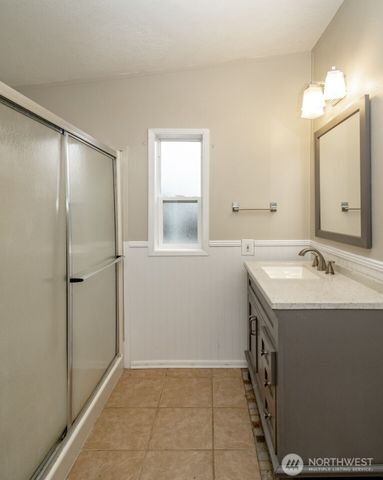 4333 Lakeview Ct SE, Lacey, WA 98503