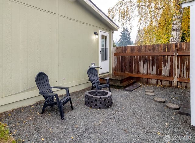 4333 Lakeview Ct SE, Lacey, WA 98503