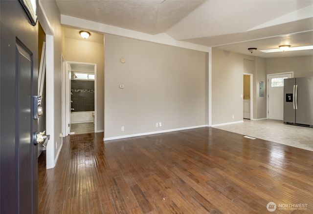 4333 Lakeview Ct SE, Lacey, WA 98503