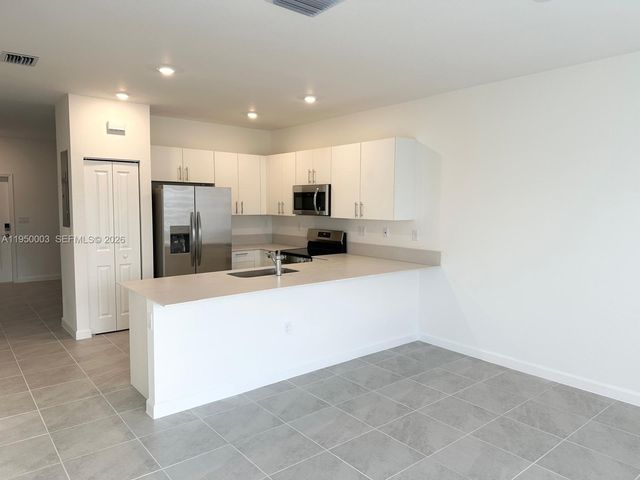 26824 SW 121st AVE, Homestead, FL 33032