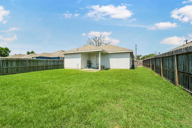 1620 23rd Street, Hempstead, TX 77445
