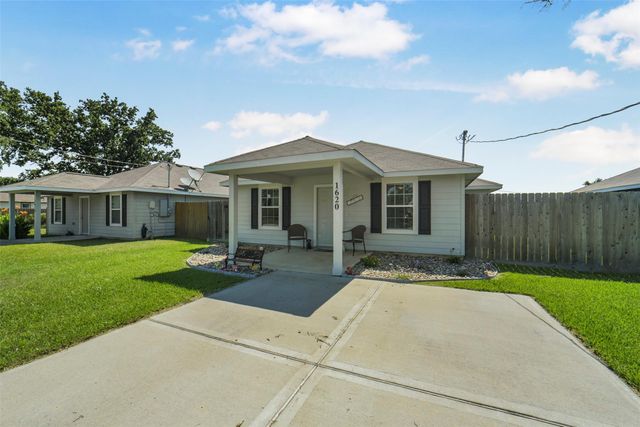 1620 23rd Street, Hempstead, TX 77445