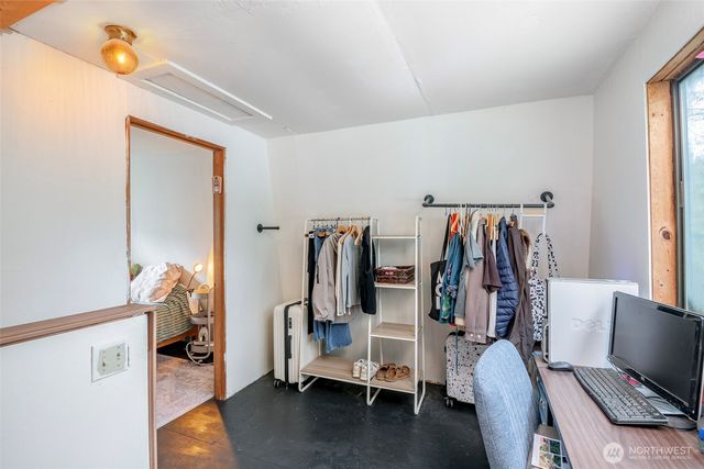 406 E Madrona Boulevard NW, Lakebay, WA 98349