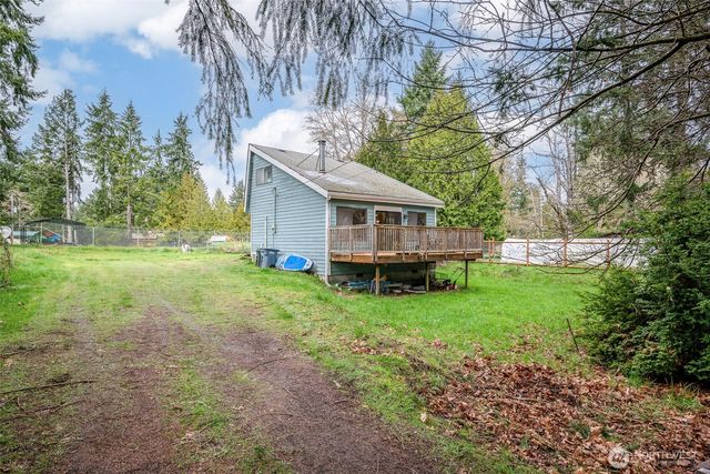 406 E Madrona Boulevard NW, Lakebay, WA 98349