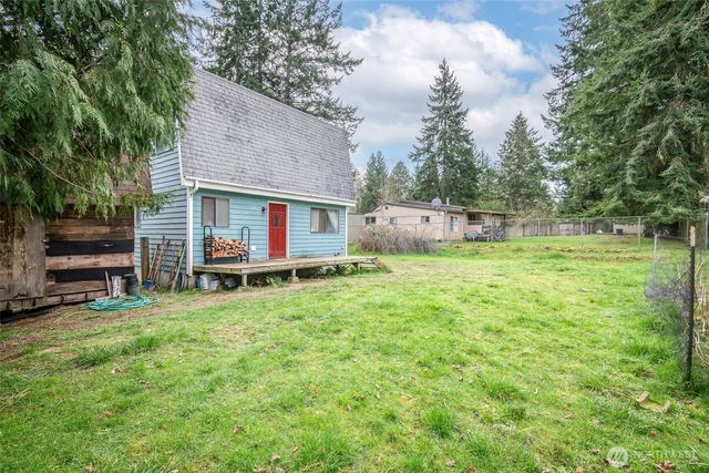 406 E Madrona Boulevard NW, Lakebay, WA 98349