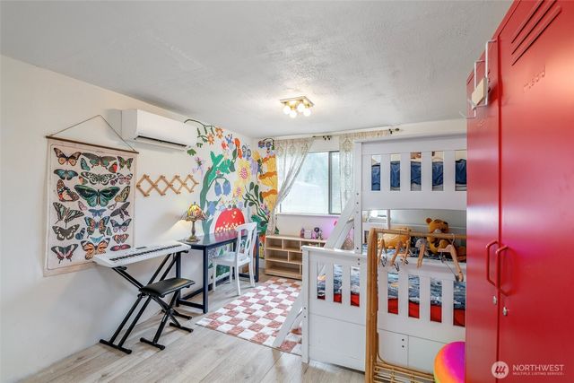 406 E Madrona Boulevard NW, Lakebay, WA 98349