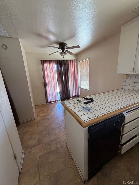 Image 12 of property listing at 24677 Rugby, Moreno Valley, CA 92551