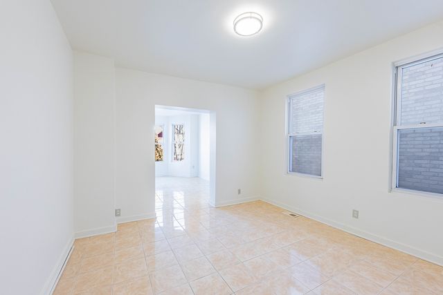 3748 S PARNELL Avenue 1, Chicago, IL 60609