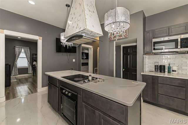2654 Terrace Lane, St Louis, MO 63136
