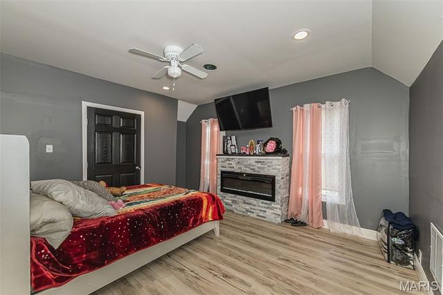 2654 Terrace Lane, St Louis, MO 63136