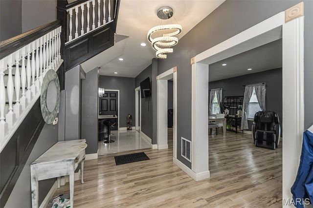 2654 Terrace Lane, St Louis, MO 63136