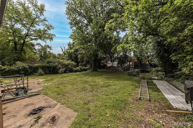 2654 Terrace Lane, St Louis, MO 63136