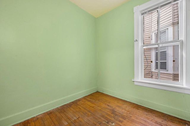 2400 W Scott STREET, Milwaukee, WI 53204