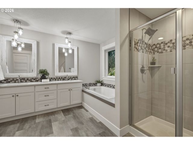 14535 Se GARLAND Ln, Milwaukie, OR 97267