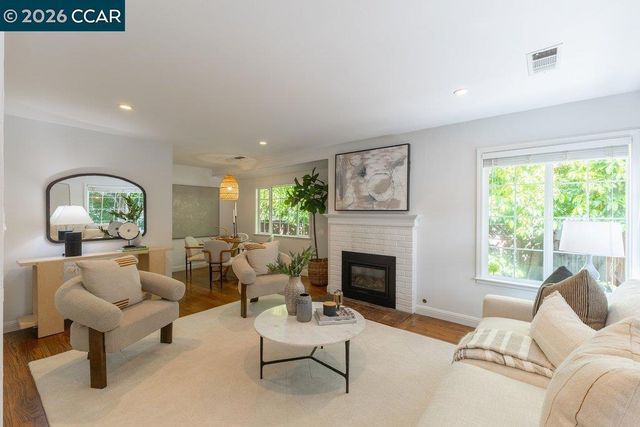 30 Maple Ln, Walnut Creek, CA 94595