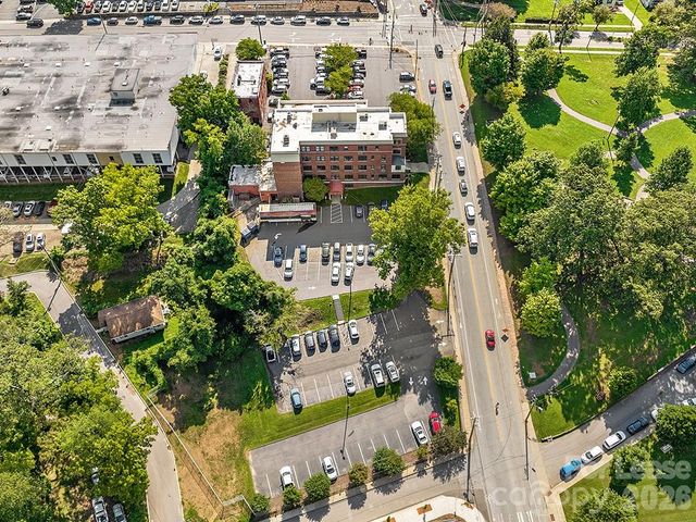 53 S French Broad Avenue 200, Asheville, NC 28806