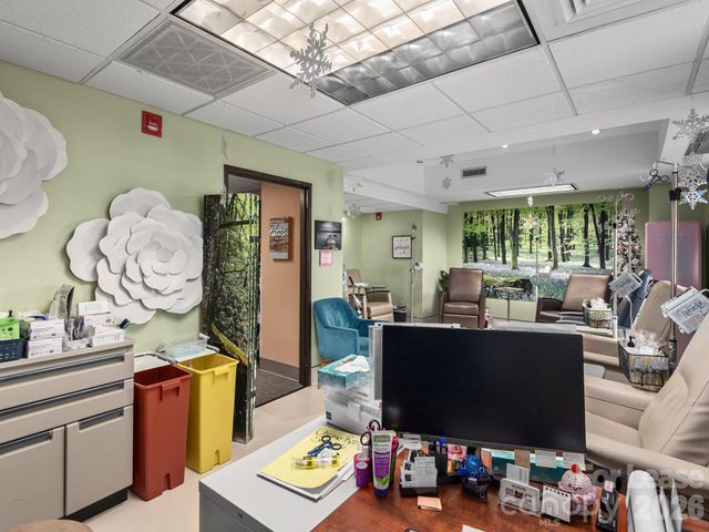 53 S French Broad Avenue 200, Asheville, NC 28806