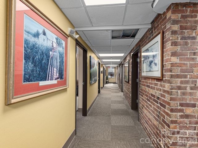 53 S French Broad Avenue 200, Asheville, NC 28806