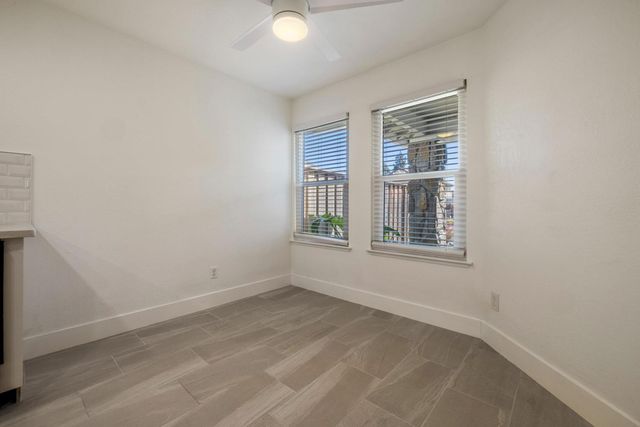 9488 Dunkerrin Way, Elk Grove, CA 95758