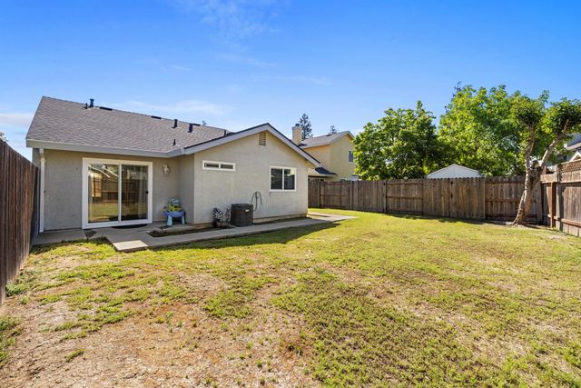 9488 Dunkerrin Way, Elk Grove, CA 95758