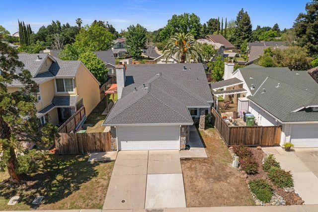 9488 Dunkerrin Way, Elk Grove, CA 95758