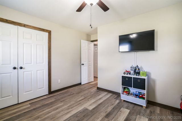 418 Hilltop Hollow, Durant, OK 74701