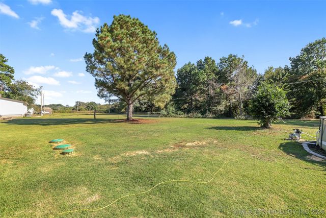 418 Hilltop Hollow, Durant, OK 74701