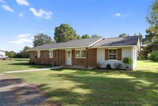 418 Hilltop Hollow, Durant, OK 74701