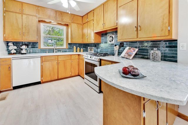 7010 Franklin Avenue, Middleton, WI 53562