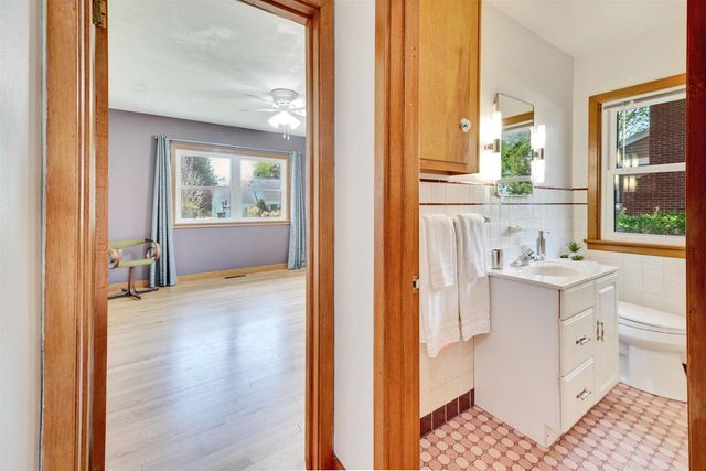 7010 Franklin Avenue, Middleton, WI 53562