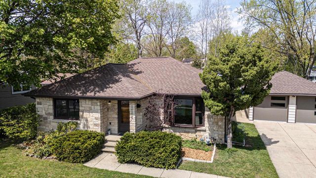 7010 Franklin Avenue, Middleton, WI 53562