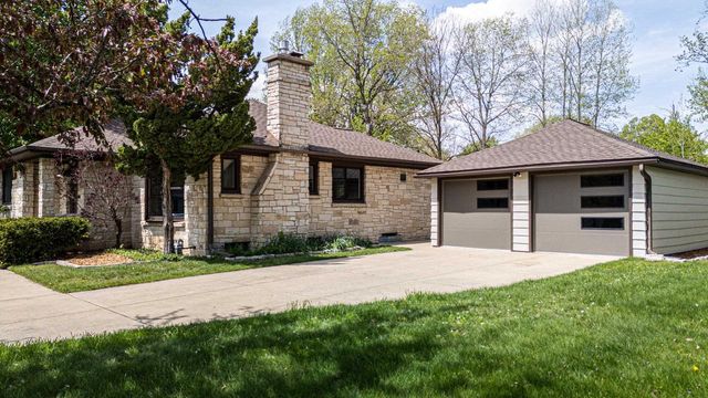 7010 Franklin Avenue, Middleton, WI 53562